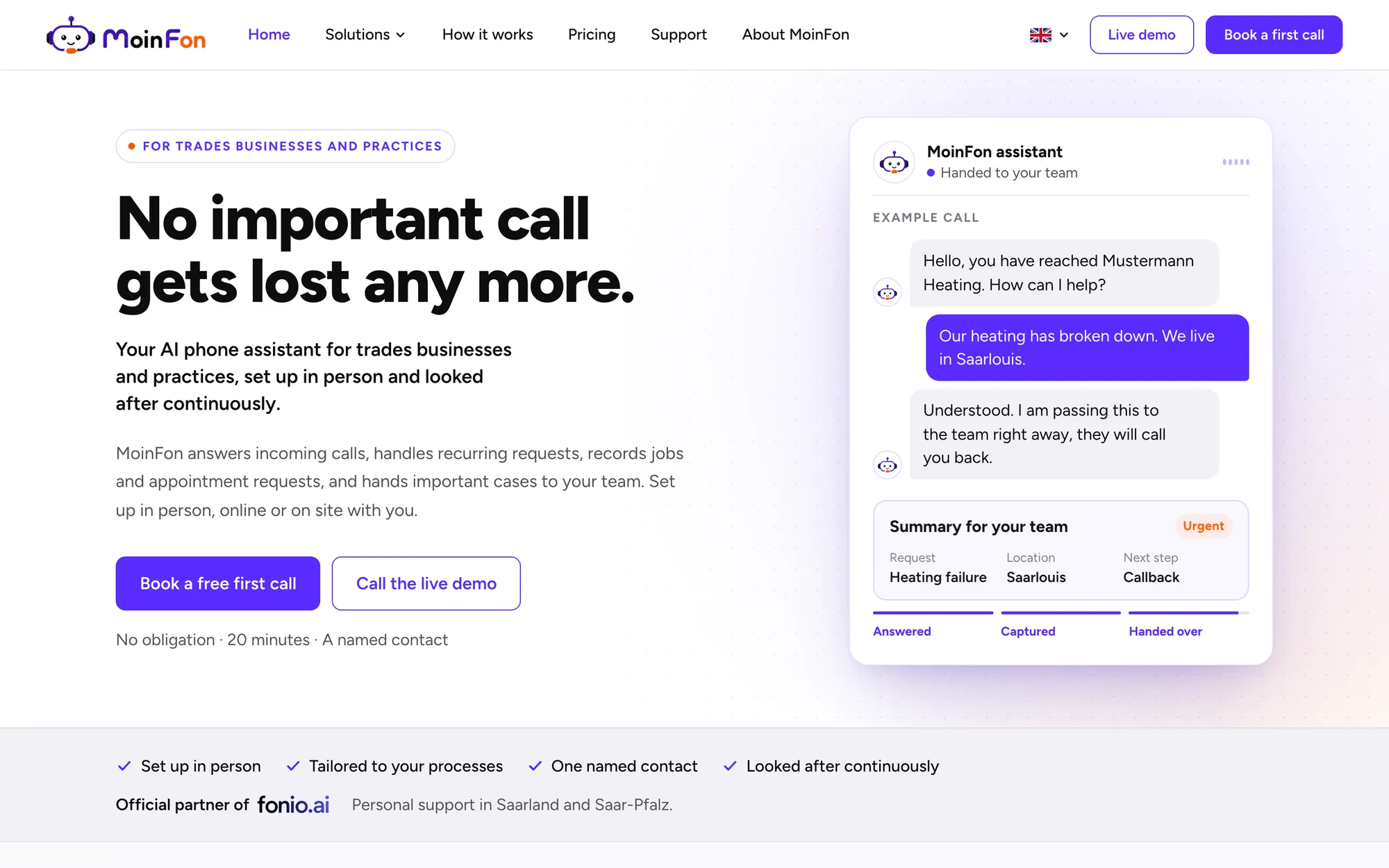 MoinFon home page with an example call handled by the assistant